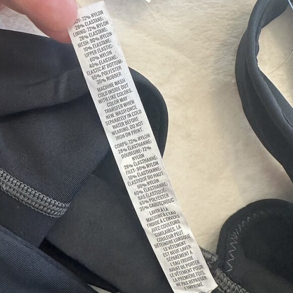 NWT Offline by Aerie Black with Gray Stitching Goals Padded Sports Bra - Size: M - Picture 5 of 8